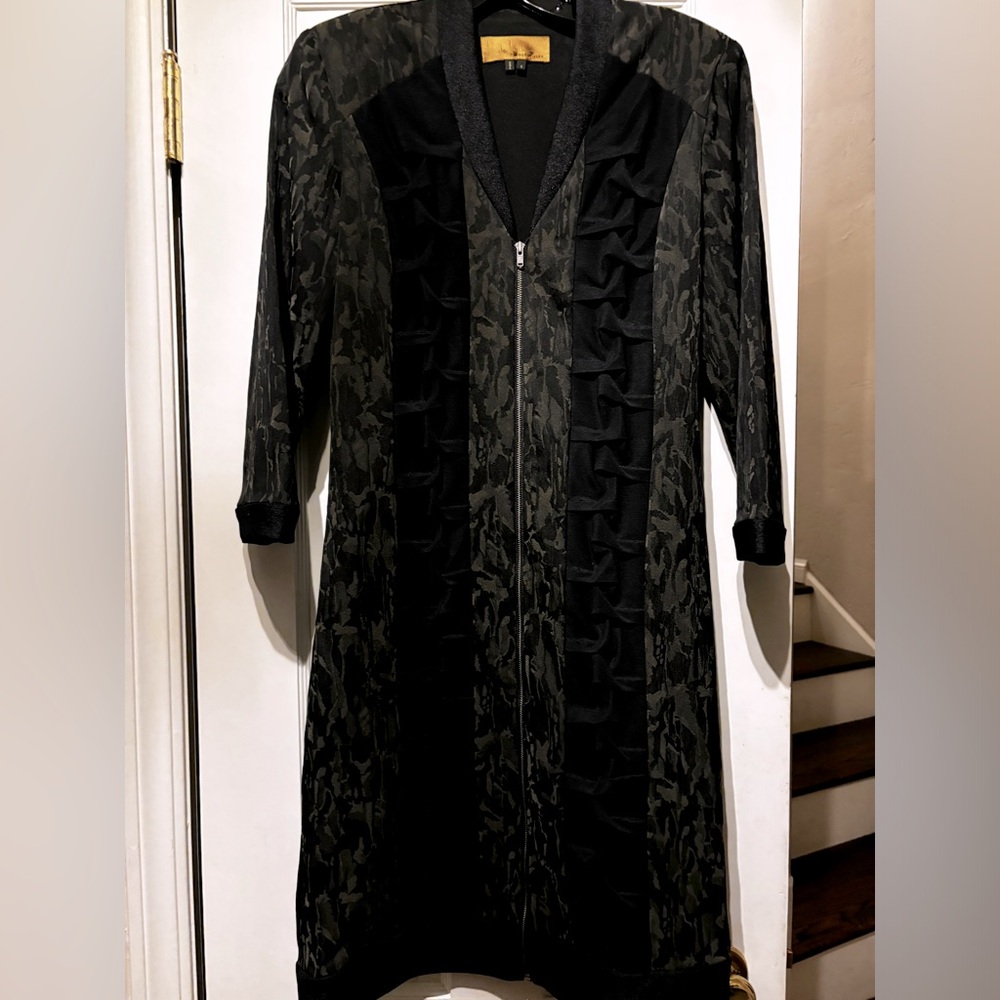 Nicole Miller size 4 dress